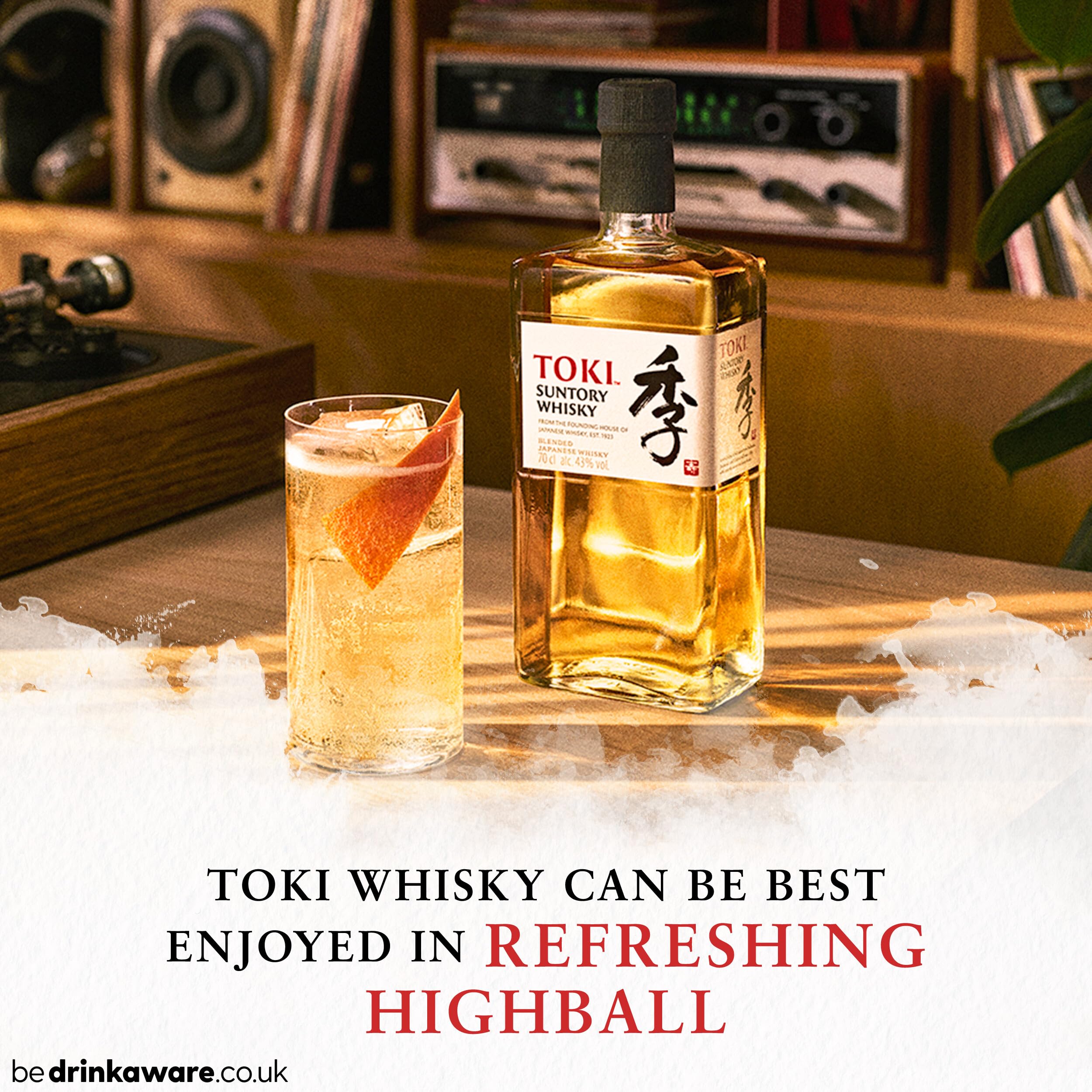 山崎ウイスキーとTokiウイスキーセット Suntory Japanese Whisky – Toki – Vibrant Blend of Yamazaki